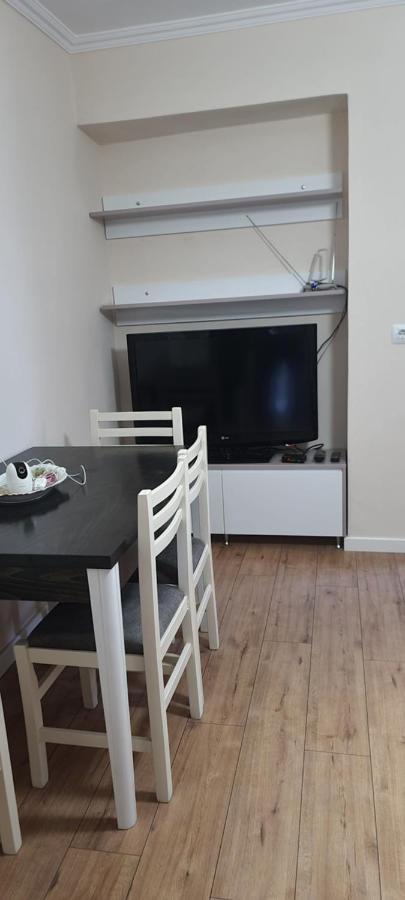 Brand New Apartment Gjirokastër Dış mekan fotoğraf